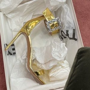 Meet your Posher, Susan